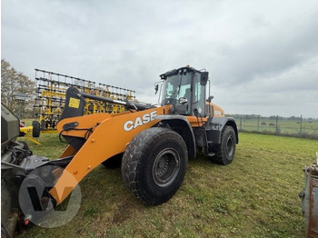 Chargeuse sur pneus CASE