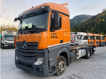 Camion porte-conteneur/ Caisse mobile MERCEDES-BENZ