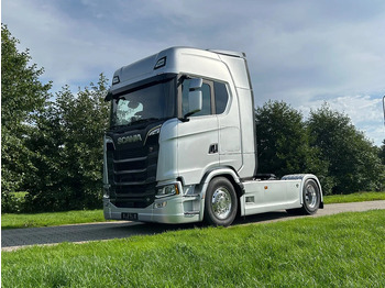 Tracteur routier SCANIA S 660 V8