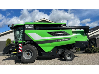 Moissonneuse-batteuse DEUTZ