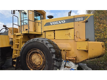 Chargeuse sur pneus Volvo 330D med skovl: photos 2