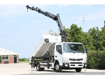 Camion grue FUSO Canter