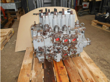 Valve hydraulique pour Engins de chantier Hitachi 4632973: photos 3
