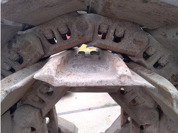 Chenille pour Engins de chantier Hitachi ZX670LCH-3 -: photos 3 Chenille pour Engins de chantier Hitachi ZX670LCH-3 -: photos 3