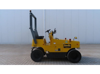 Compacteur à pneus