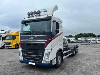 Camion porte-conteneur/ Caisse mobile VOLVO FH