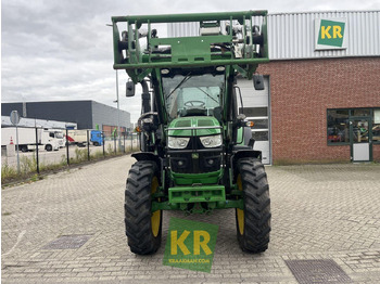 John Deere 6115R  en crédit-bail John Deere 6115R: photos 2