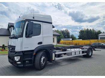 Camion à rideaux coulissants MERCEDES-BENZ Actros 1836
