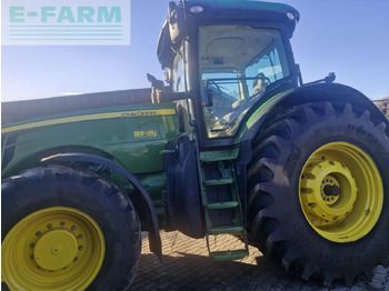 Tracteur agricole CLAAS