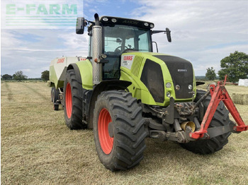 Tracteur agricole CLAAS Axion 840