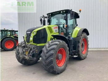 Tracteur agricole CLAAS Axion 830