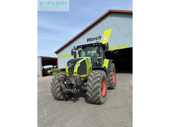 Tracteur agricole CLAAS Axion 870