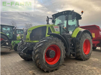 Tracteur agricole CLAAS Axion 930