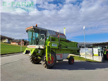 Moissonneuse-batteuse CLAAS Dominator