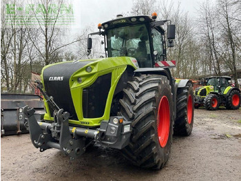 Tracteur agricole CLAAS Xerion
