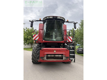 Moissonneuse-batteuse CASE IH Axial-Flow