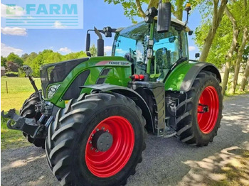 Tracteur agricole FENDT 718 Vario