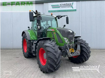 Tracteur agricole FENDT 724 Vario