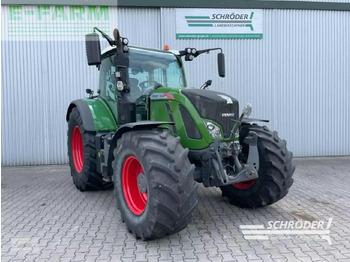 Tracteur agricole FENDT 724 Vario