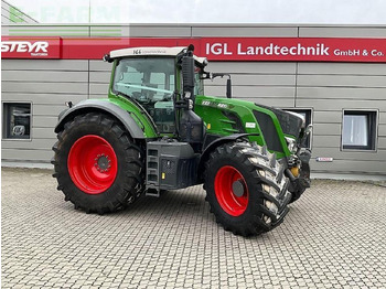 Tracteur agricole FENDT 826 Vario