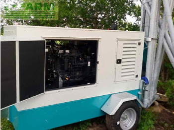 Matériel d'irrigation Fiat Agri fox mit u-pumpe 40kva 50m3/h: photos 2 Matériel d'irrigation Fiat Agri fox mit u-pumpe 40kva 50m3/h: photos 2