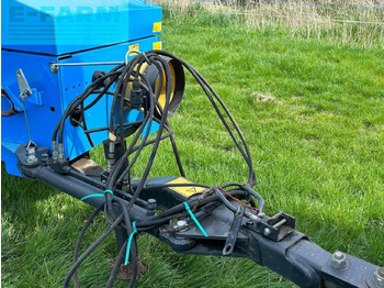 Presse à balles cubiques Fortschritt K464 HD: photos 2 Presse à balles cubiques Fortschritt K464 HD: photos 2