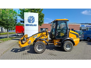Mini pelle JCB 409