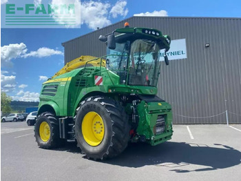 Ensileuse JOHN DEERE 8200
