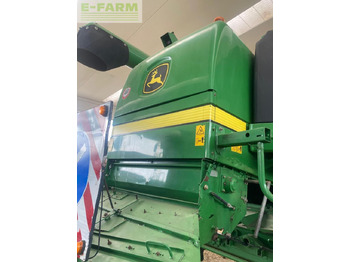 Moissonneuse-batteuse John Deere T560: photos 3 Moissonneuse-batteuse John Deere T560: photos 3