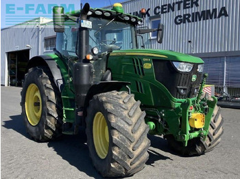 Tracteur agricole JOHN DEERE