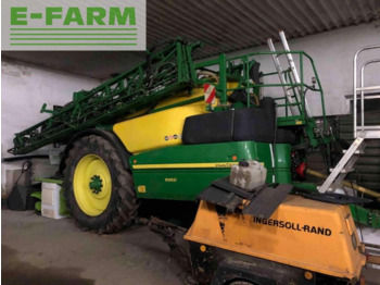 Pulvérisateur traîné JOHN DEERE