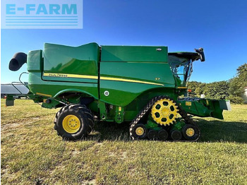 Moissonneuse-batteuse JOHN DEERE S780