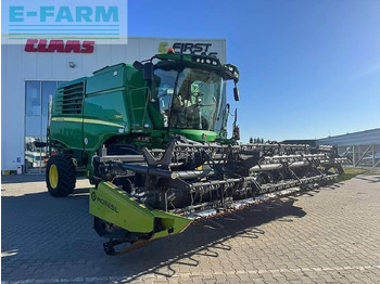 Moissonneuse-batteuse JOHN DEERE T560