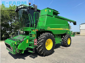 Moissonneuse-batteuse JOHN DEERE T660