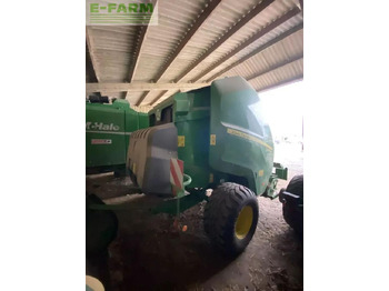 Presse à balles cubiques JOHN DEERE