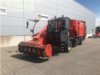 Matériel d'élevage KUHN