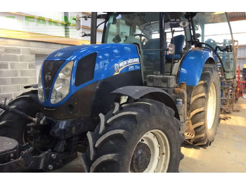 Tracteur agricole NEW HOLLAND T7