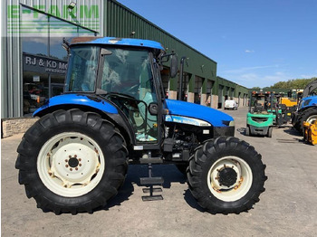 Tracteur agricole NEW HOLLAND TD80D