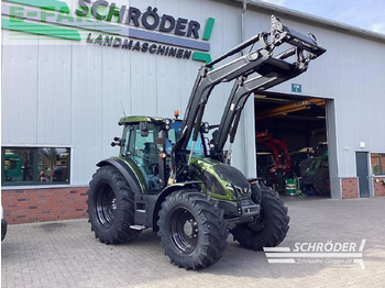 Tracteur agricole VALTRA