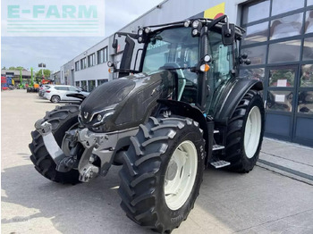 Tracteur agricole VALTRA