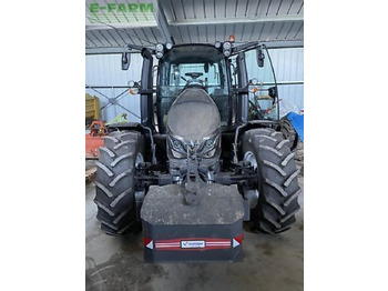 Tracteur agricole VALTRA
