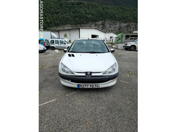 Voiture PEUGEOT