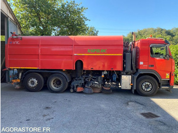 Balayeuse de voirie VOLVO