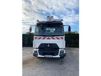 Camion avec nacelle RENAULT D