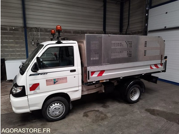 Utilitaire benne PIAGGIO