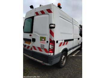 Fourgon utilitaire RENAULT MASTER II PHASE II -2.5DCi - 120cv: photos 4