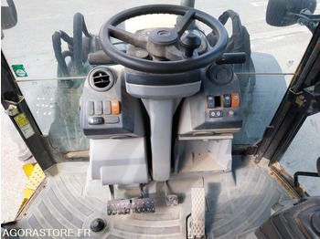 Tractopelle TRACTOPELLE CATERPILLAR 444 E: photos 4
