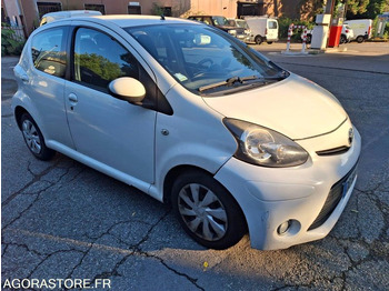 Voiture TOYOTA