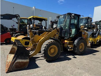 Chargeuse sur pneus CATERPILLAR 908M