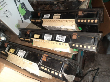 Volvo 70361832-1 . 70361831. 70329201-2 .22205475-P03. 70392912-P01/   Volvo B7 . B9. B12 . FH. Scania en crédit-bail Volvo 70361832-1 . 70361831. 70329201-2 .22205475-P03. 70392912-P01/   Volvo B7 . B9. B12 . FH. Scania: photos 2